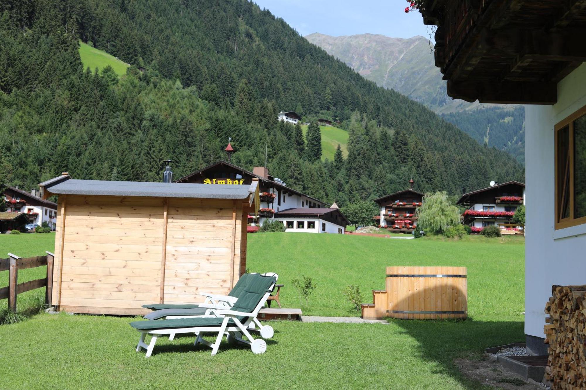 Berghaus Martin Apartment Neustift im Stubaital Exterior photo