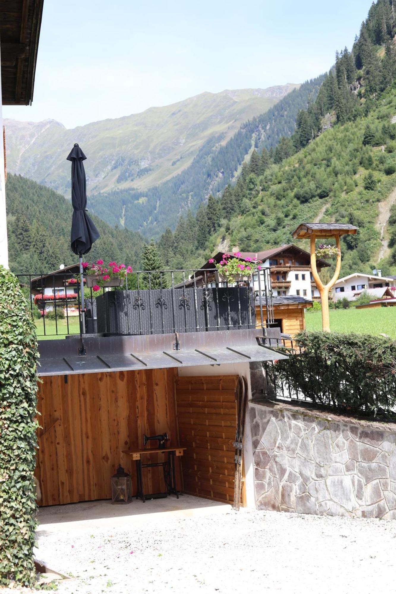Berghaus Martin Apartment Neustift im Stubaital Exterior photo